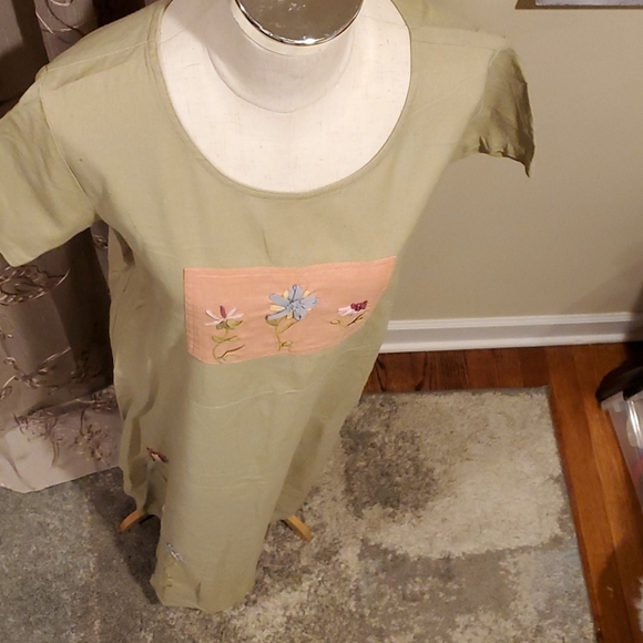 Bleu Bayou Full Maxi Dress with Ribbon Embroidery - Picture 4 of 11